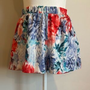 High Waisted Pattern Shorts